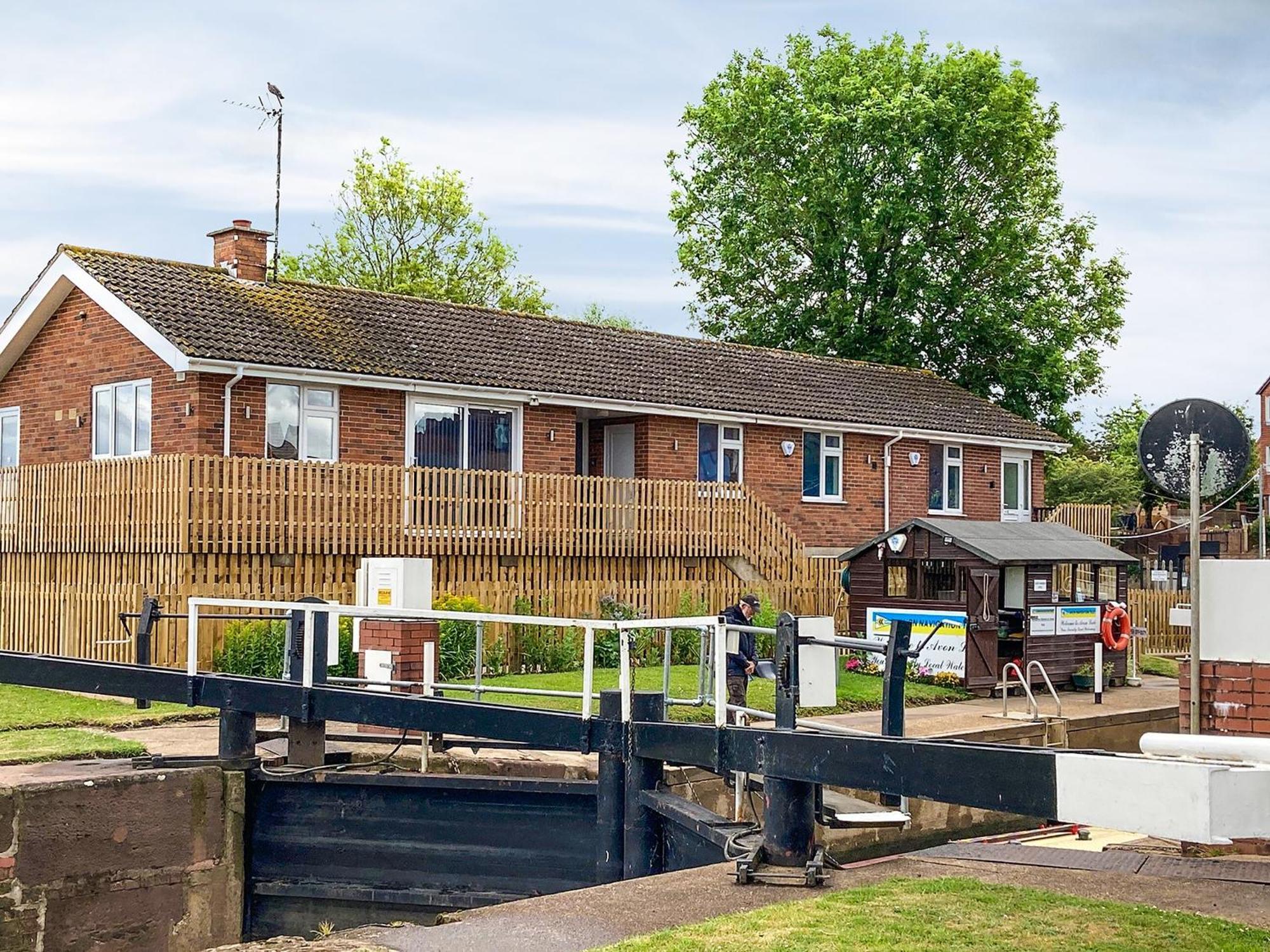 Avon Lock Cottage - Uk34125 Тьюксбері Екстер'єр фото