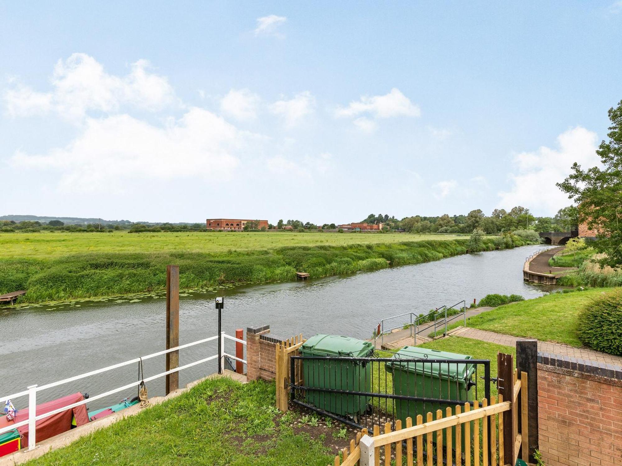 Avon Lock Cottage - Uk34125 Тьюксбері Екстер'єр фото