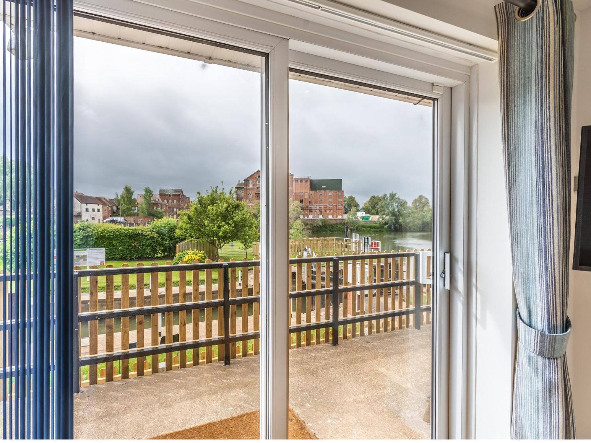 Avon Lock Cottage - Uk34125 Тьюксбері Екстер'єр фото